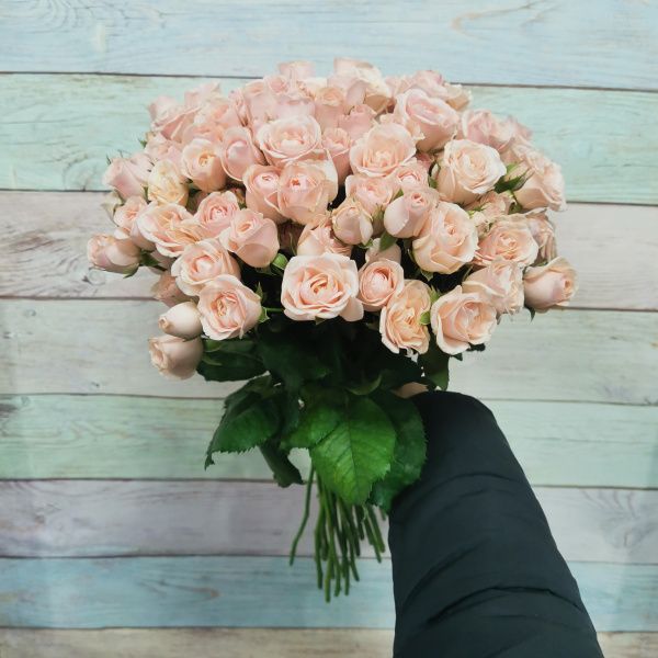 35 кустовых роз Полина