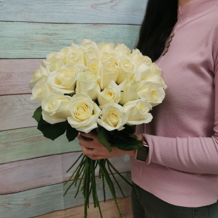 35 роз Аваланж